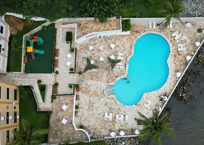 Ilha Porchat Hotel