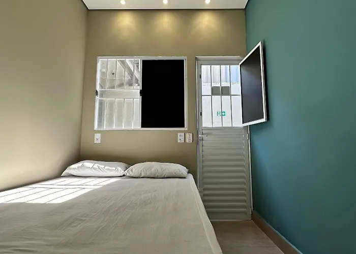 Suite 08 - Hospedagem Guaruja
